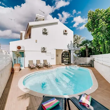 Fig Tree Villa